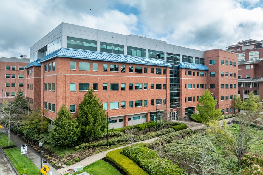 Primary Photo Of 3355 Riverbend Dr, Springfield Medical For Lease