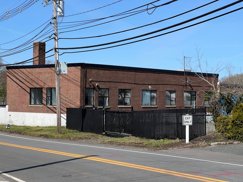 More Photos Of 138 Leland St, Framingham Office For Lease