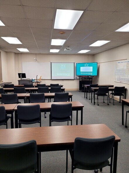 More Photos Of 10785 Bennett Rd, Dunkirk Schools For Lease