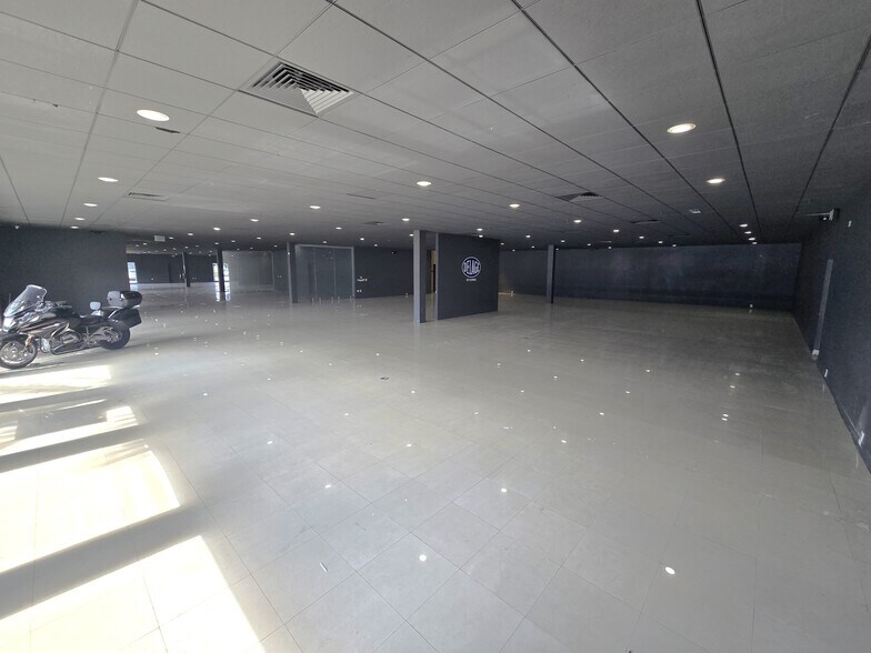 More Photos Of 5401 N Federal Hwy, Fort Lauderdale Freestanding For Sale