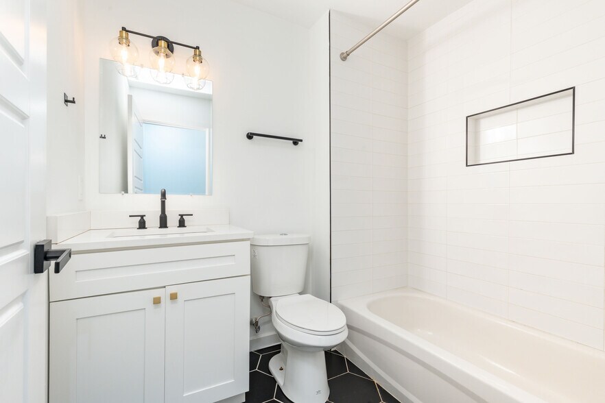 More Photos Of 1735 S 23rd St, Philadelphia Apartments For Sale