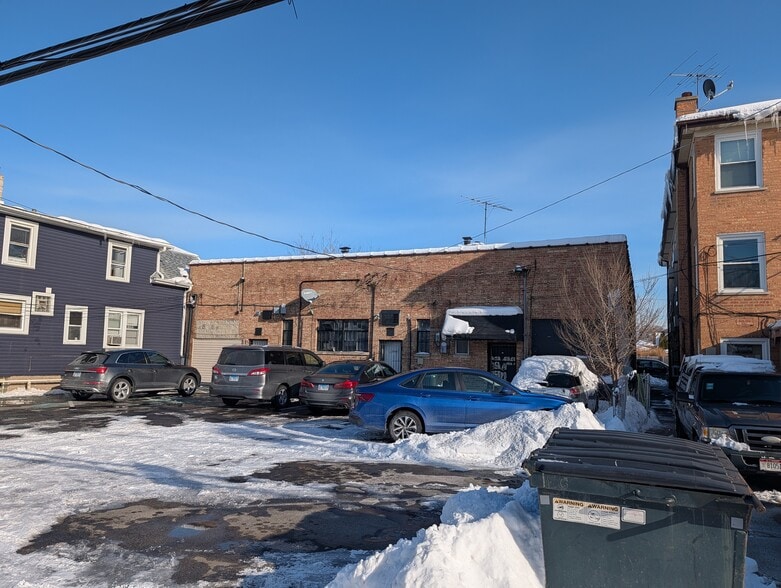 More Photos Of 3838-3840 N Harlem Ave, Chicago Storefront For Sale