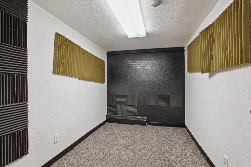 More Photos Of 9200 W Ellsworth Ave, Lakewood Religious Facility For Sale