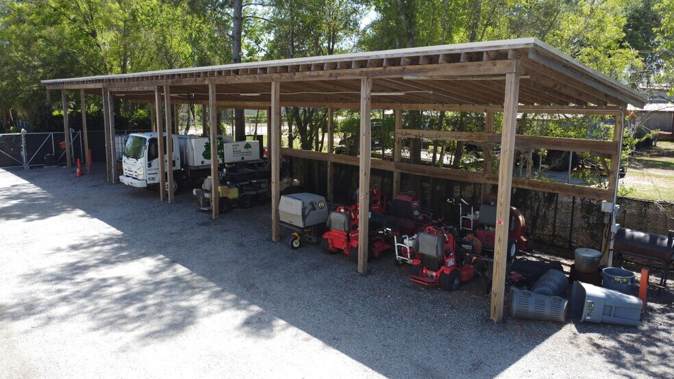 More Photos Of 1025 Commercial Dr, Brunswick Warehouse For Lease