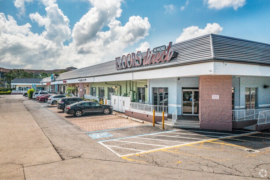 More Photos Of 1024-1064 Pine Ridge Rd, Naples Unknown For Lease