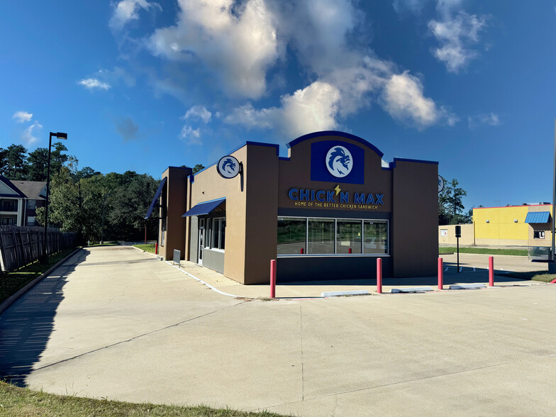 Primary Photo Of 2408 S 1st St, Lufkin Restaurant For Lease