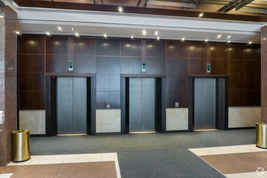 More Photos Of 1 Eglinton Ave E, Toronto Office For Lease