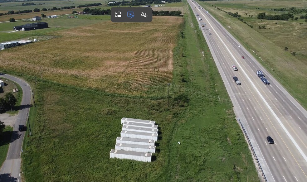 More Photos Of TBD TBD Interstate 35 Hwy, Italy Land For Sale