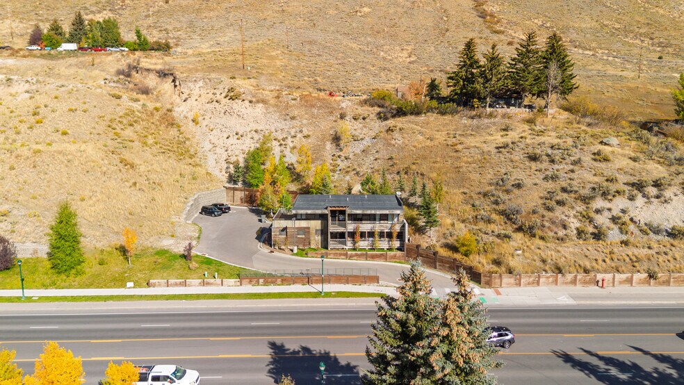 More Photos Of 855 W Broadway Ave, Jackson Apartments For Sale