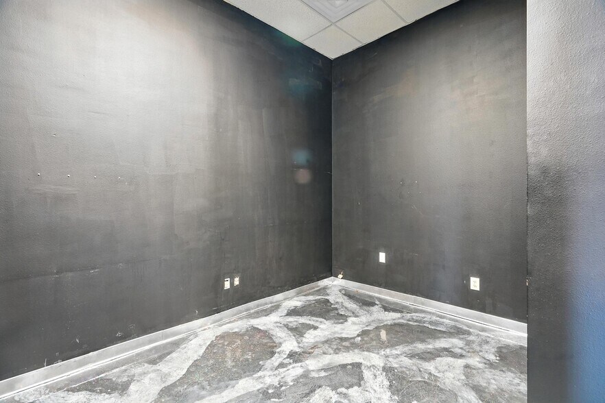 More Photos Of 4102 Buffalo Gap Rd, Abilene Unknown For Lease