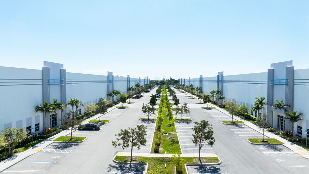 More Photos Of 1240-1270 NE 48th St, Pompano Beach Unknown For Lease