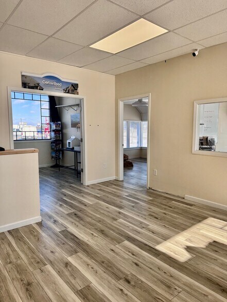 More Photos Of 24955 S US Highway 23, Circleville Restaurant For Sale