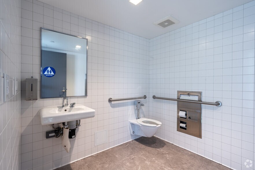 More Photos Of 5380 Alhambra Ave, Los Angeles Research And Development For Lease