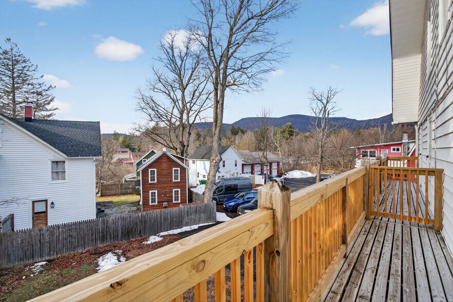 More Photos Of 5-9 Rock City Rd, Woodstock Storefront Retail Residential For Sale