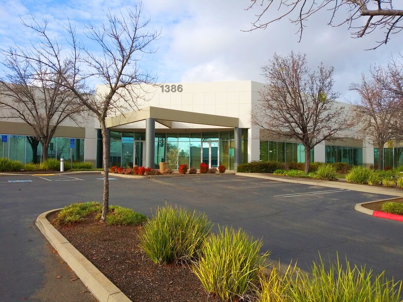 More Photos Of 1386 Lead Hill Blvd, Roseville Medical For Lease