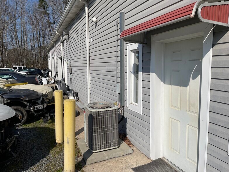 999 S Van Buren Rd, Eden, NC 27288 Service For Sale