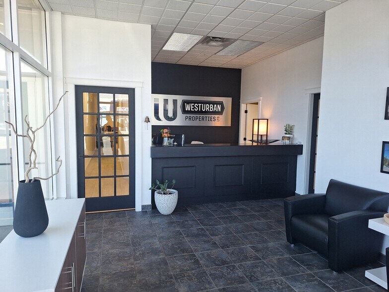 More Photos Of 470 Puntledge Rd, Courtenay Office For Lease