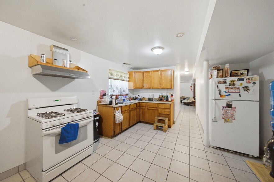 More Photos Of 2038 N Kostner Ave, Chicago Multifamily For Sale