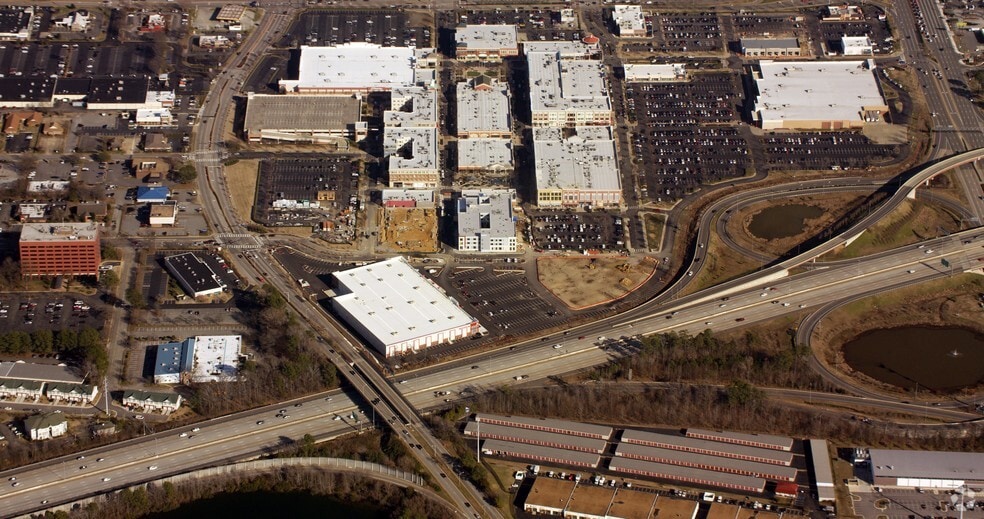 More Photos Of 1850 Merchant Ln, Hampton Apartments For Sale