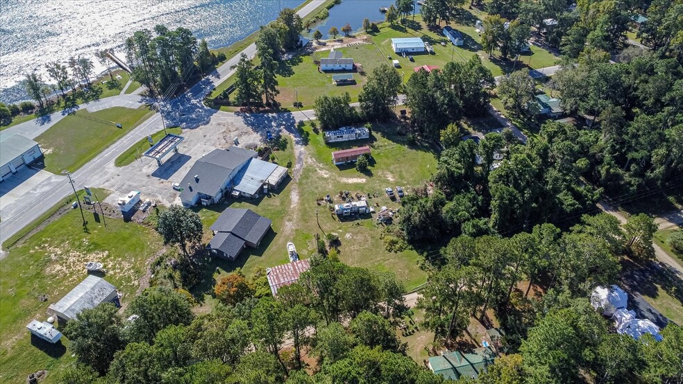 More Photos Of 9710 SC 260, Manning General Retail For Sale