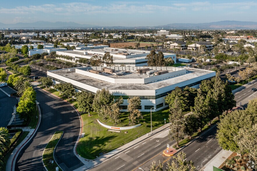 More Photos Of 3501 Sunflower Ave, Santa Ana Office For Lease