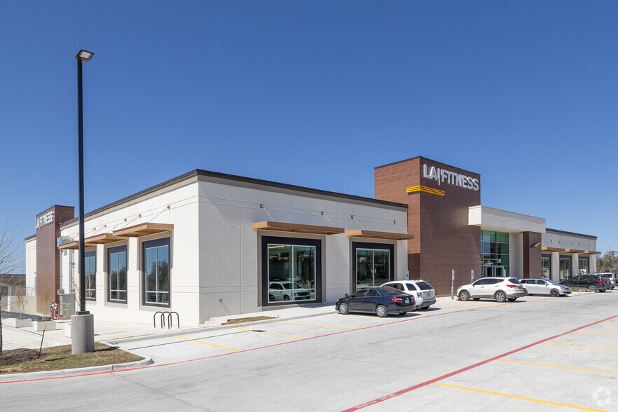 More Photos Of 9955 Braun Rd, Helotes Health Club For Sale