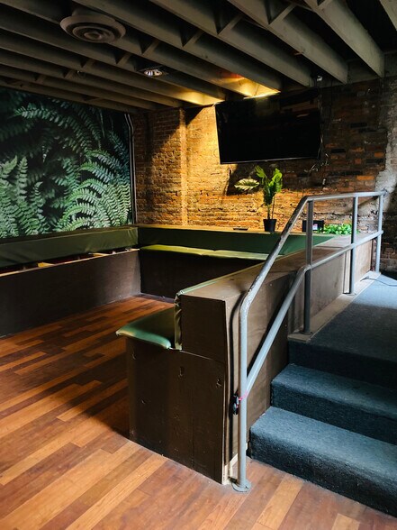 More Photos Of 1299 W 9th St, Cleveland Bar For Sale