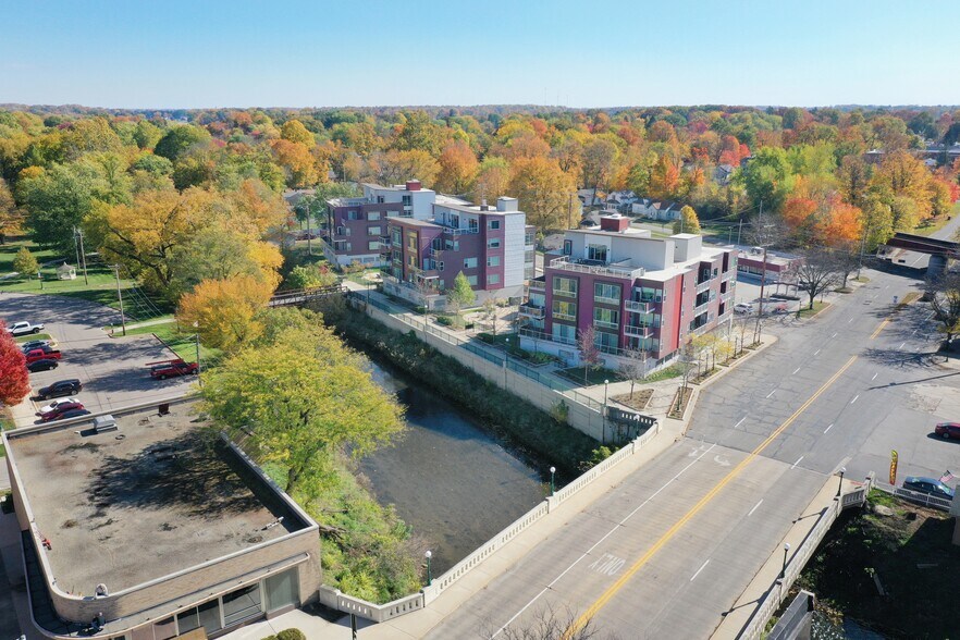 More Photos Of 119 E Lake Ave, Plymouth Apartments For Sale