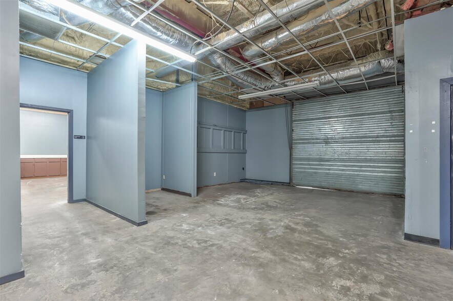 More Photos Of 6801 Highway Blvd, Katy Freestanding For Sale