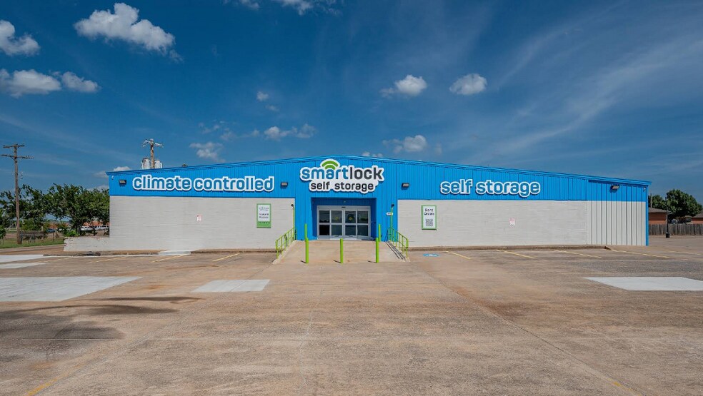 Primary Photo Of 8505 NE 36th St, Spencer Self Storage For Sale