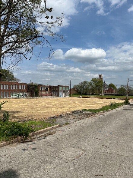 More Photos Of 1825 19th St, Saint Louis Industrial For Sale