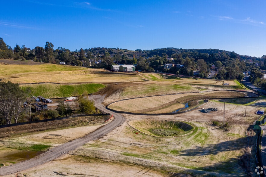 More Photos Of 8750 Mountain Blvd, Oakland Land For Sale