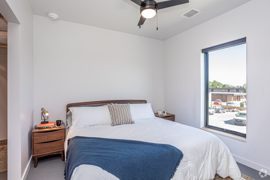 More Photos Of 202 E Emma Ave, Springdale Apartments For Lease