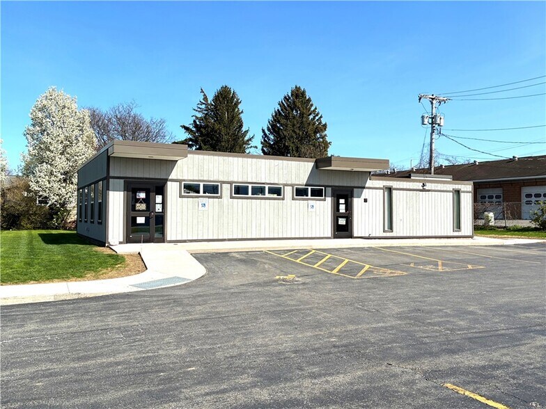 More Photos Of 1055 Denise Rd, Greece Veterinarian Kennel For Sale