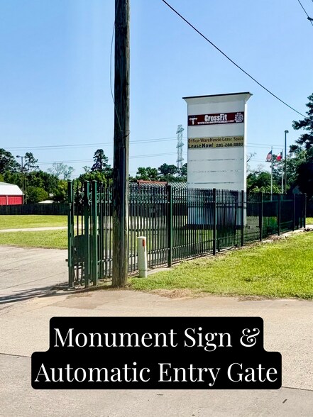 More Photos Of 655-600 Riley Fuzzel Rd, Spring Warehouse For Lease