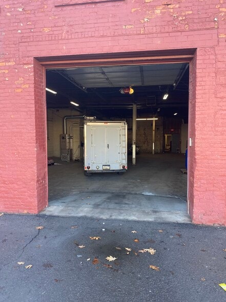 More Photos Of 421 N Pennsylvania Ave, Wilkes Barre Warehouse For Lease