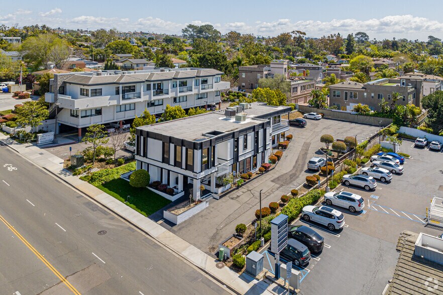 More Photos Of 1241 Carlsbad Village Dr, Carlsbad Medical For Sale