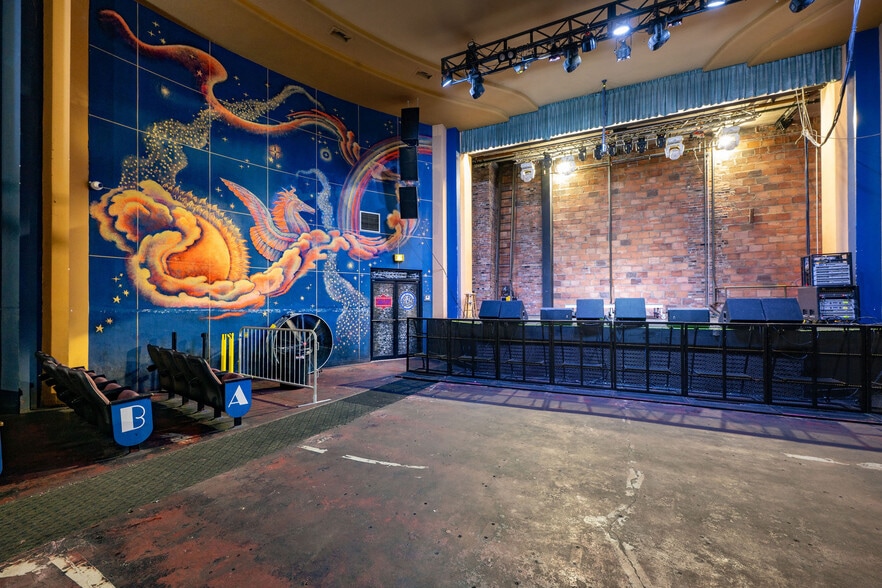 More Photos Of 230 Main St, Hobart Movie Radio TVStudio For Sale