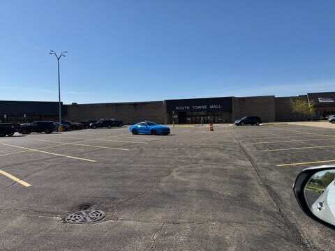 More Photos Of 1590 1st Ave, Ottawa Unknown For Lease