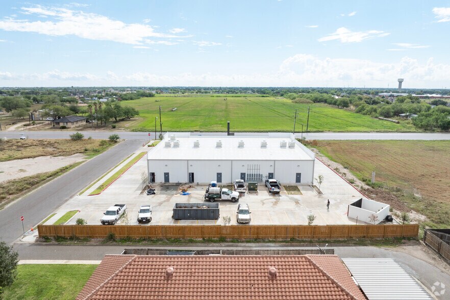 More Photos Of 3306 Raul Longoria Rd, San Juan Restaurant For Lease