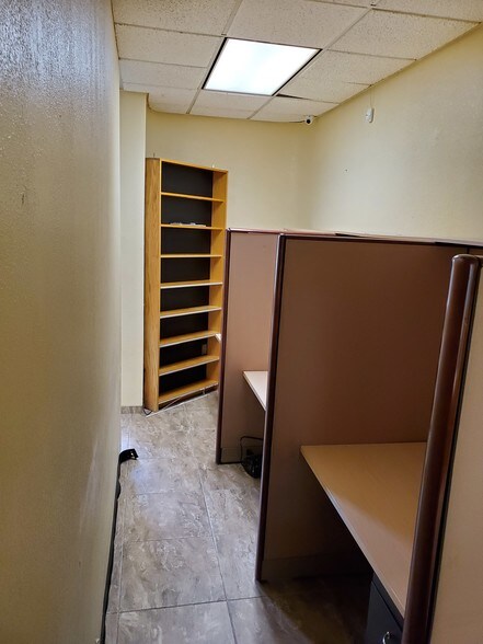 More Photos Of 5144 E Busch Blvd, Tampa Bank For Sale