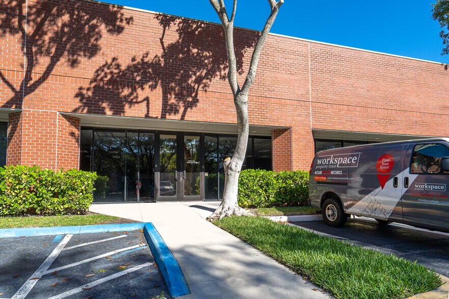 More Photos Of 951 Broken Sound Pky, Boca Raton Office For Lease