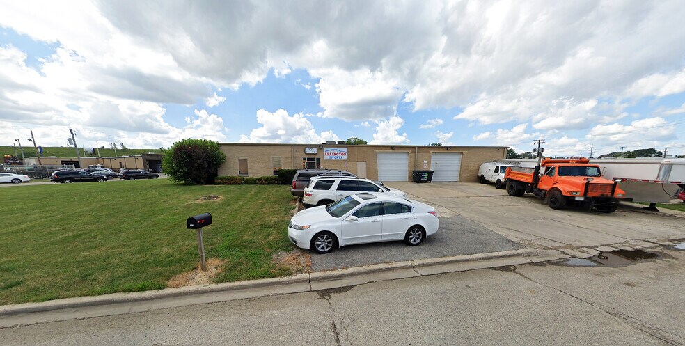 More Photos Of 2420-2424 Hamilton Rd, Arlington Heights Warehouse For Sale