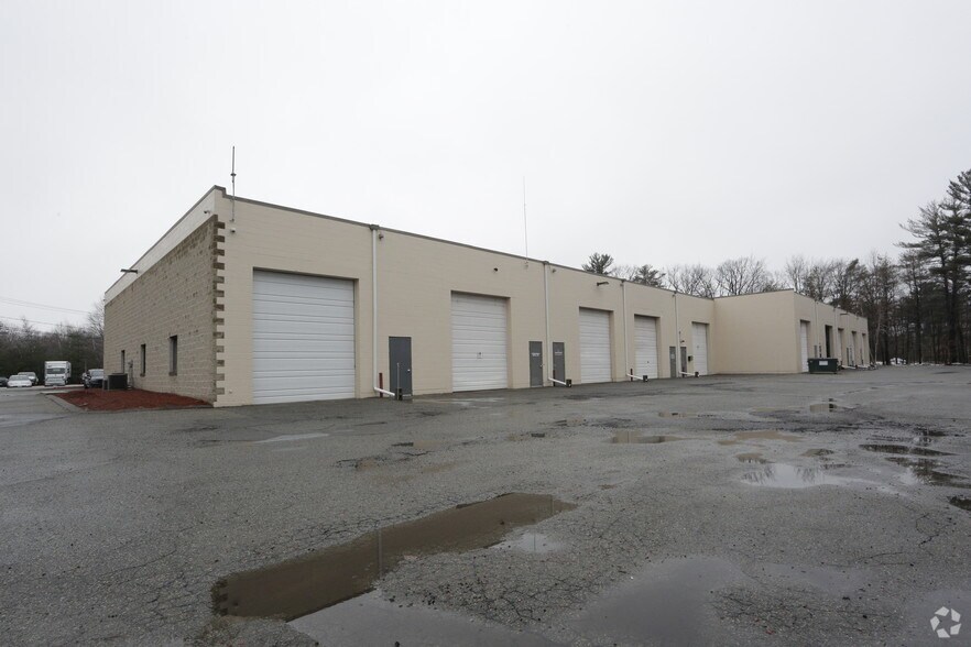 More Photos Of 40 Lowell Rd, Salem Light Distribution For Lease