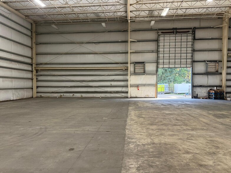 More Photos Of 29055 SW 107th Ave, Homestead Warehouse For Lease