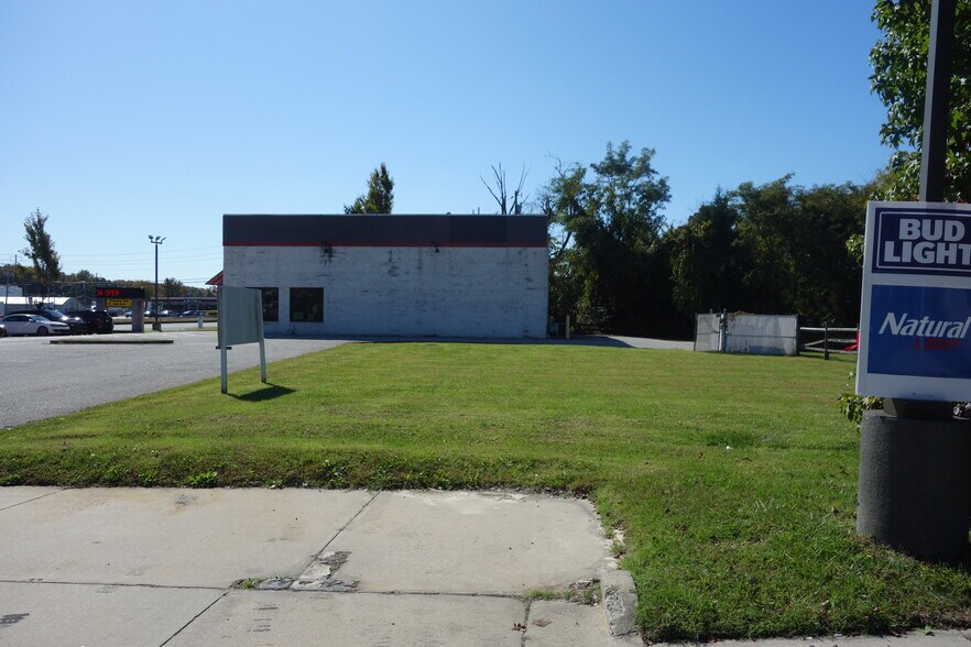 More Photos Of 614 S Philadelphia Blvd, Aberdeen Auto Repair For Sale