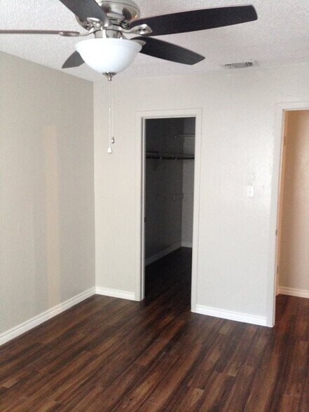 More Photos Of 811 Darby Blvd, San Antonio Apartments For Sale