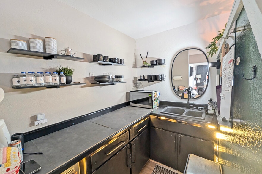 More Photos Of 13691 Red Hill Ave, Tustin Medical For Sale