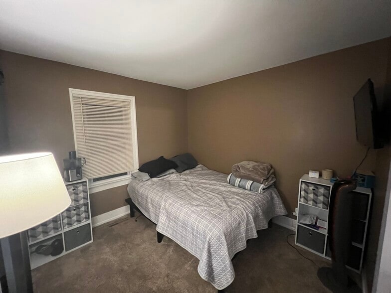 More Photos Of 259 S Lake Pleasant Rd, Attica Apartments For Sale