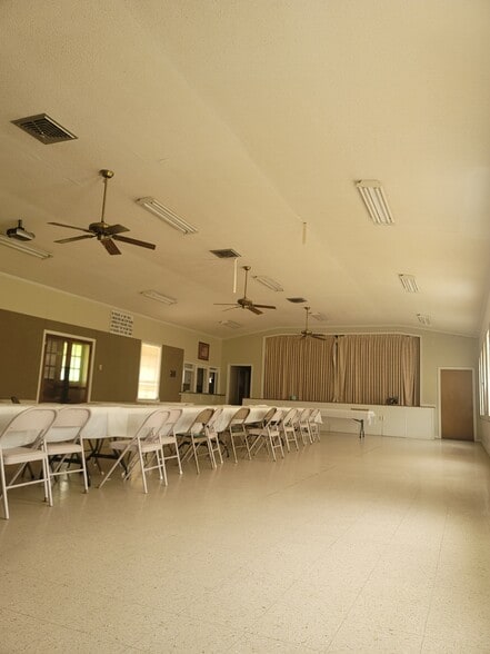 More Photos Of 207 W Viggie St, Hebbronville Religious Facility For Sale